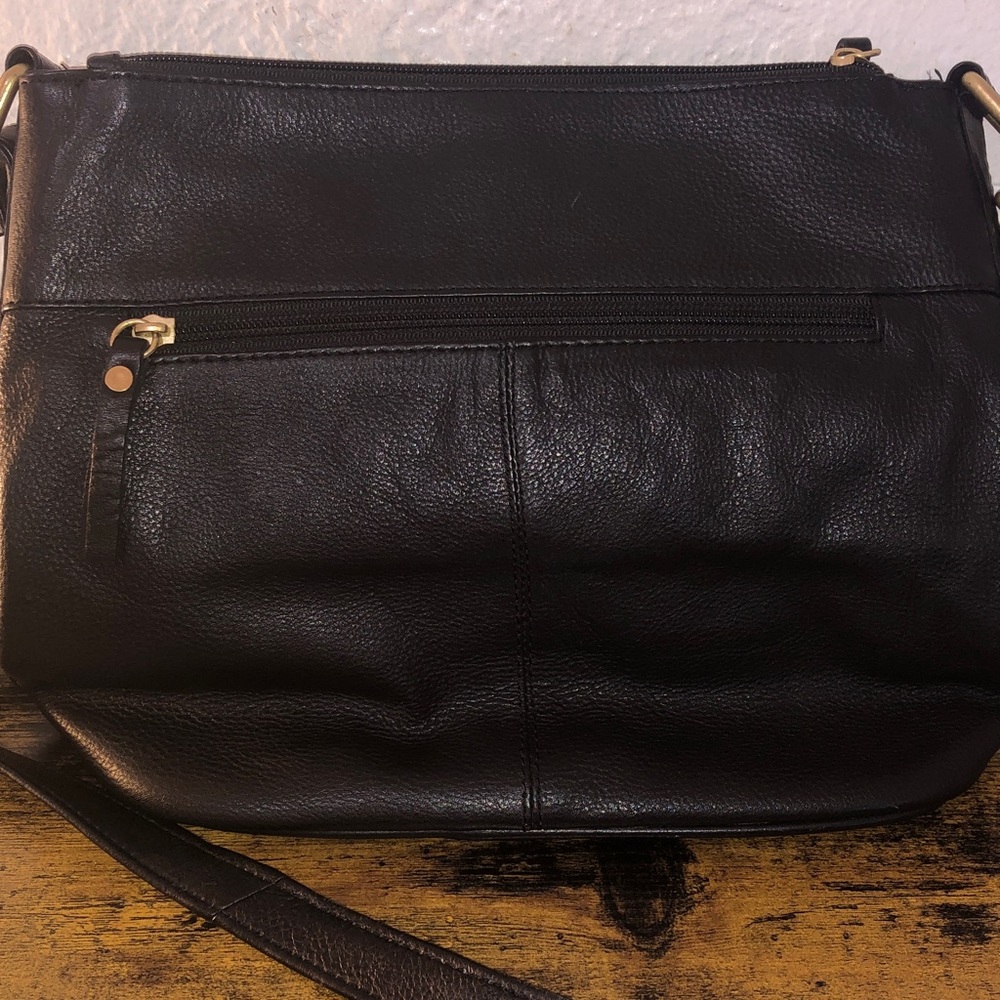 Great American LeatherWorks Leather Crossbody Bag - Picture 2 of 11